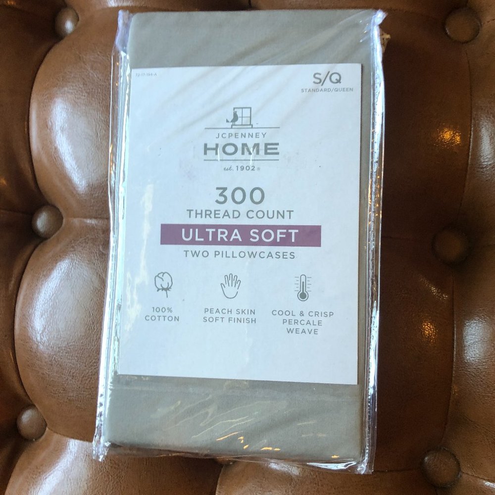 NWT! JCPenney 300tc Cotton Pillowcases (set of 2)